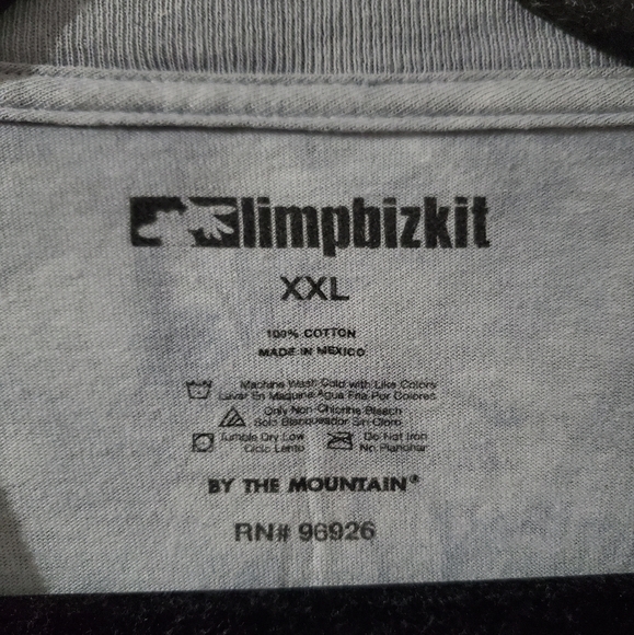 Vintage Limp Bizkit Concert T-shirt - Picture 3 of 5